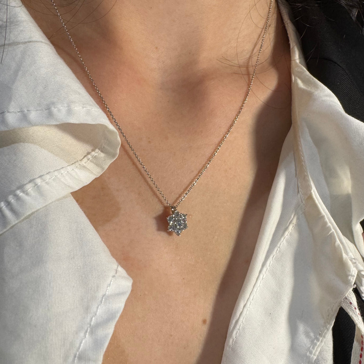 Blumen-Diamant-Halsband