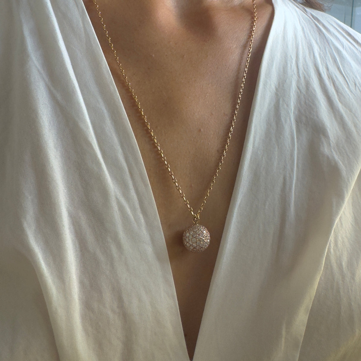 Collana Girocollo Sfera 18mm e Catena con Diamanti