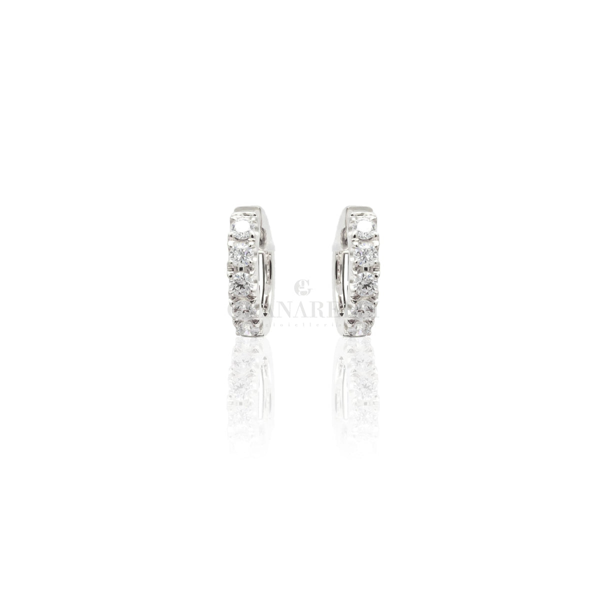 Orecchini Cerchi in Oro Bianco con Diamanti-Orecchini-CRIVELLI-Gioielleria Granarelli