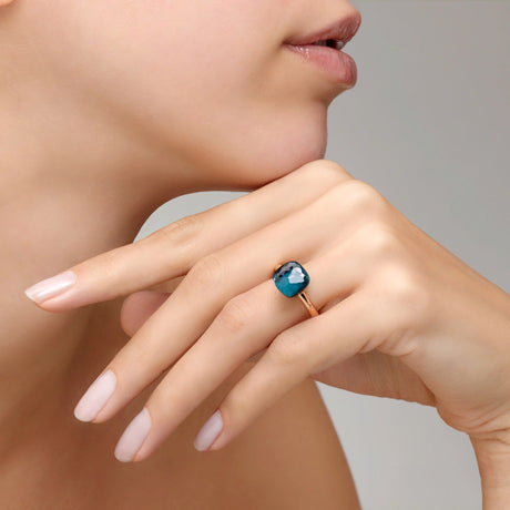 Anello Nudo Classic Oro Rosa e Topazio Blu London-Anelli-POMELLATO-52-Gioielleria Granarelli