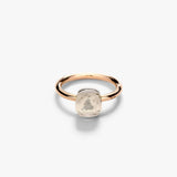 Petit Nudo Ring aus Roségold und weißem Topas