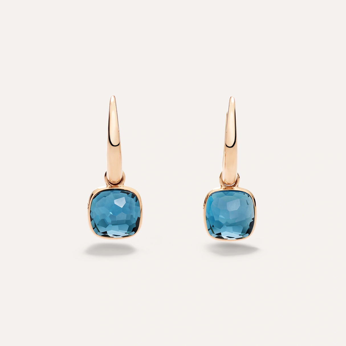 Orecchini Nudo Mini in Oro Rosa e Topazi Blu London-Orecchini-POMELLATO-Gioielleria Granarelli
