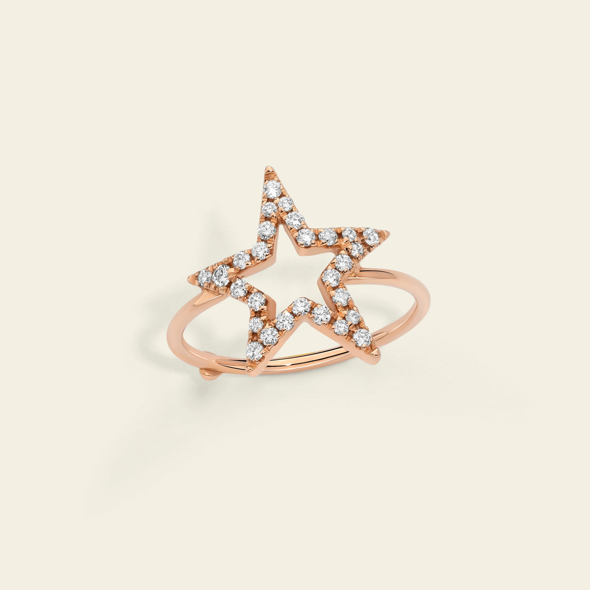 Anello con Stella e Diamanti
