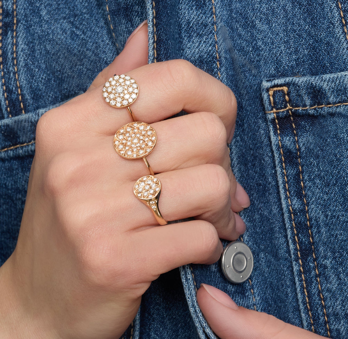 Anello Sigillo Tondo Oro Rosa e Diamanti Gerbella