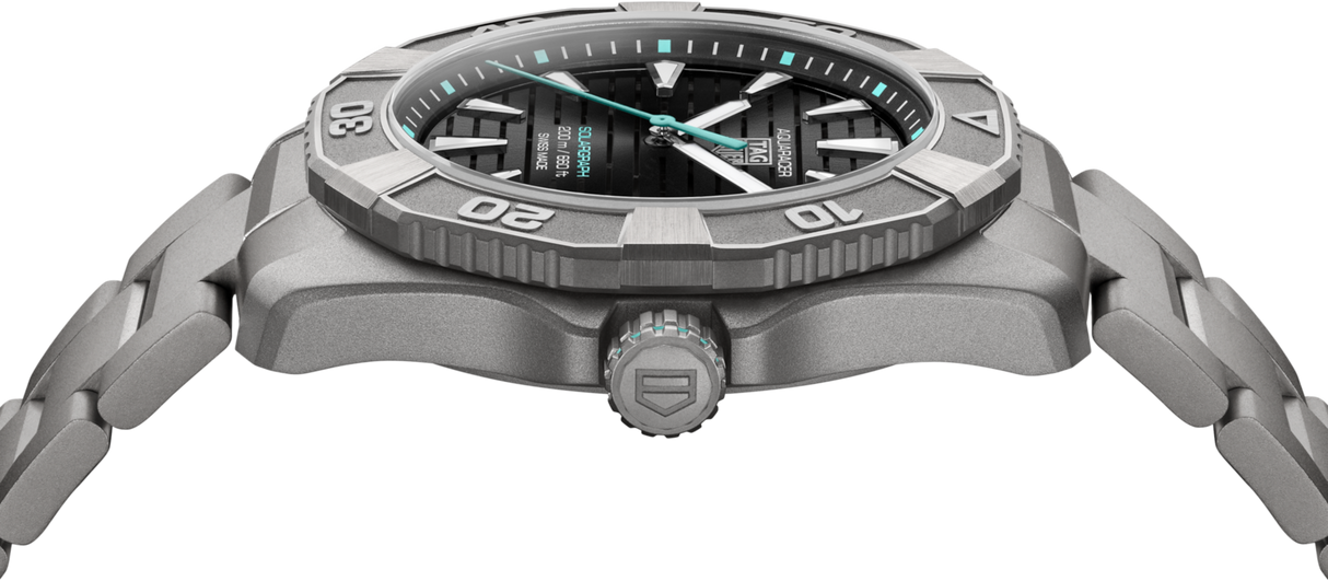 Aquaracer Professional 200 Solargraph 40mm Nero Titanio