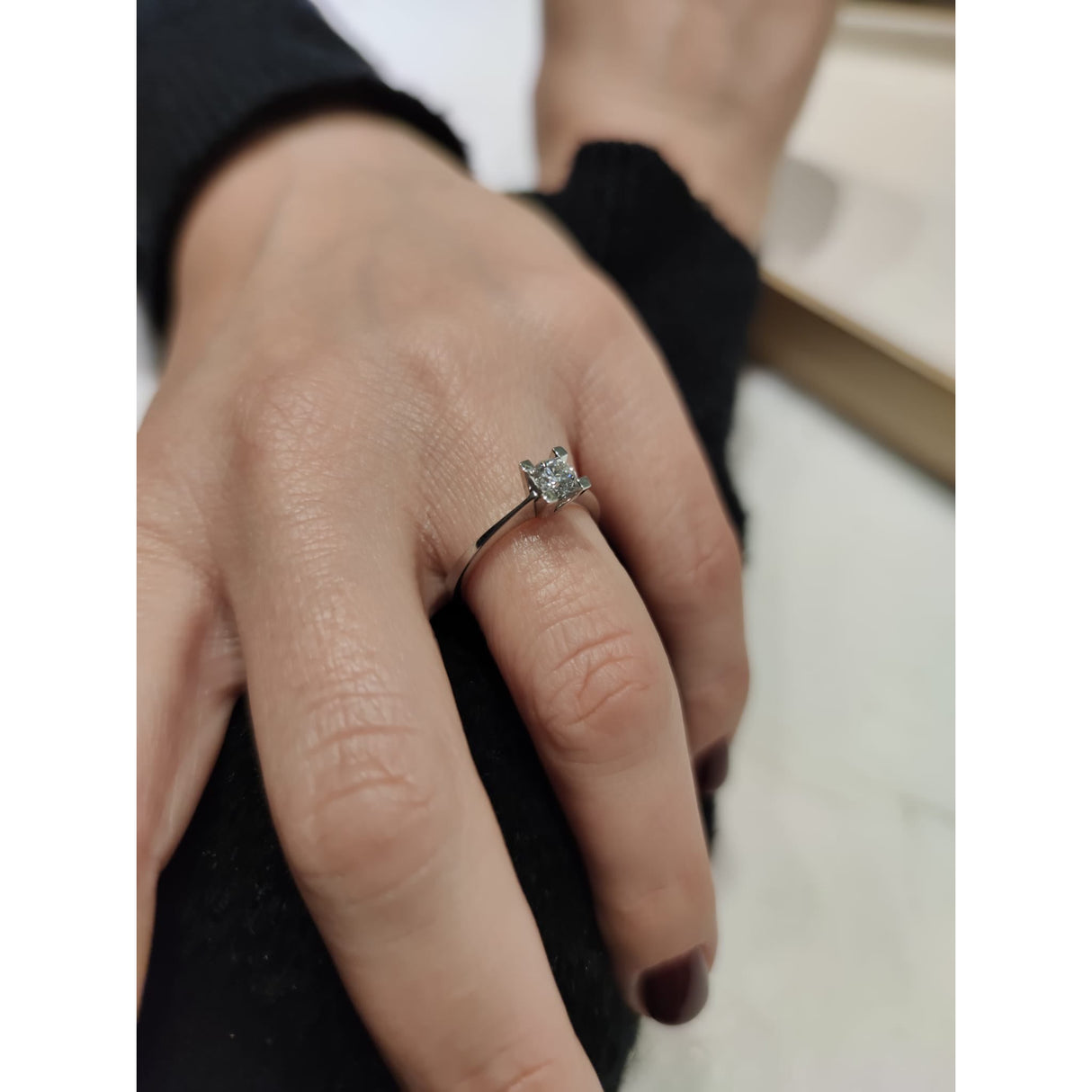 Lonely white gold ring 0.35kt