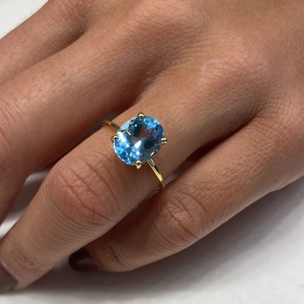 10x8 oval blue topazio ring