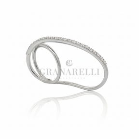 Anello a due dita in oro bianco