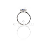 Anello in Oro Bianco con Zaffiro 0.70kt e Diamanti