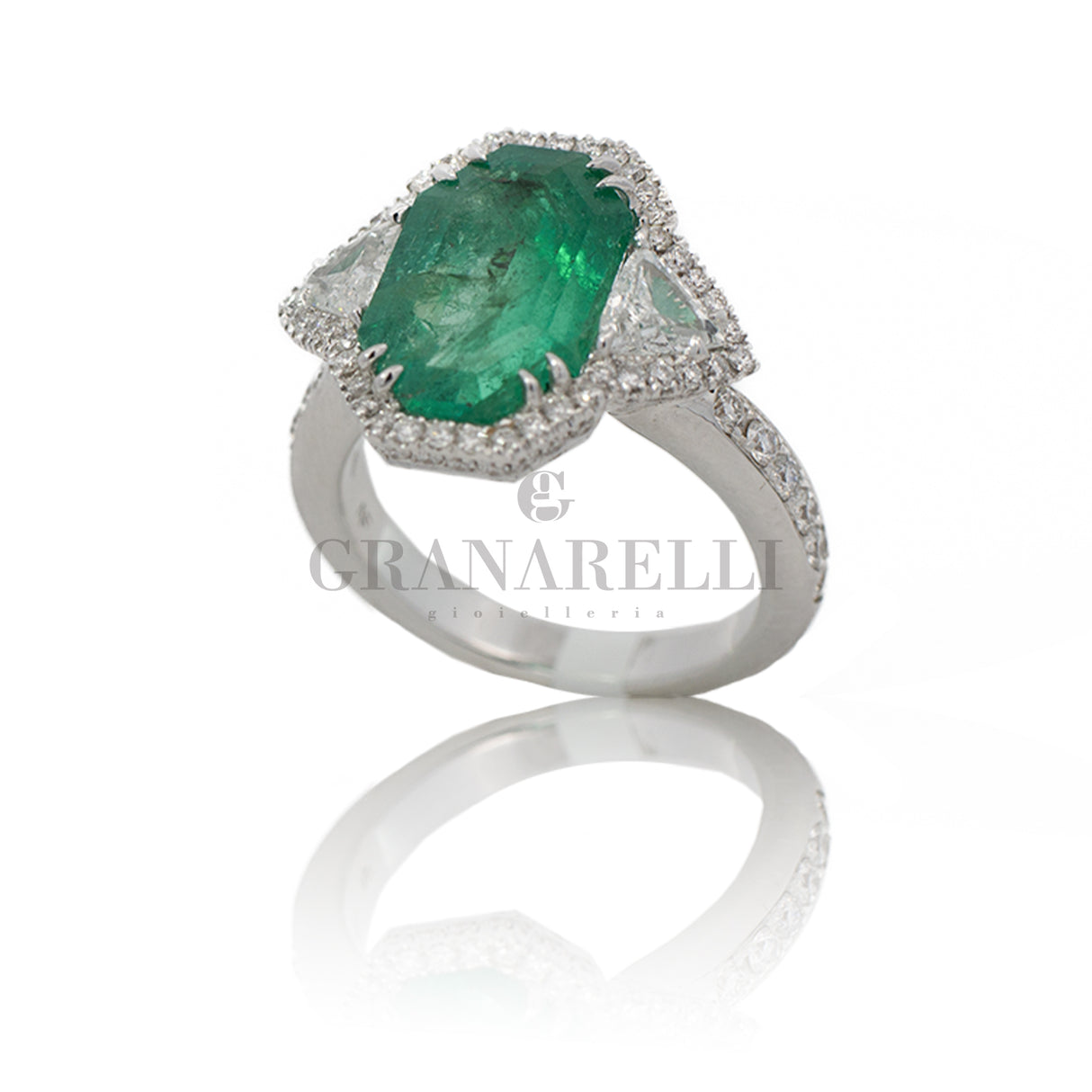 Anello Smeraldo ottagonale 3.72kt e Diamanti in Oro Bianco