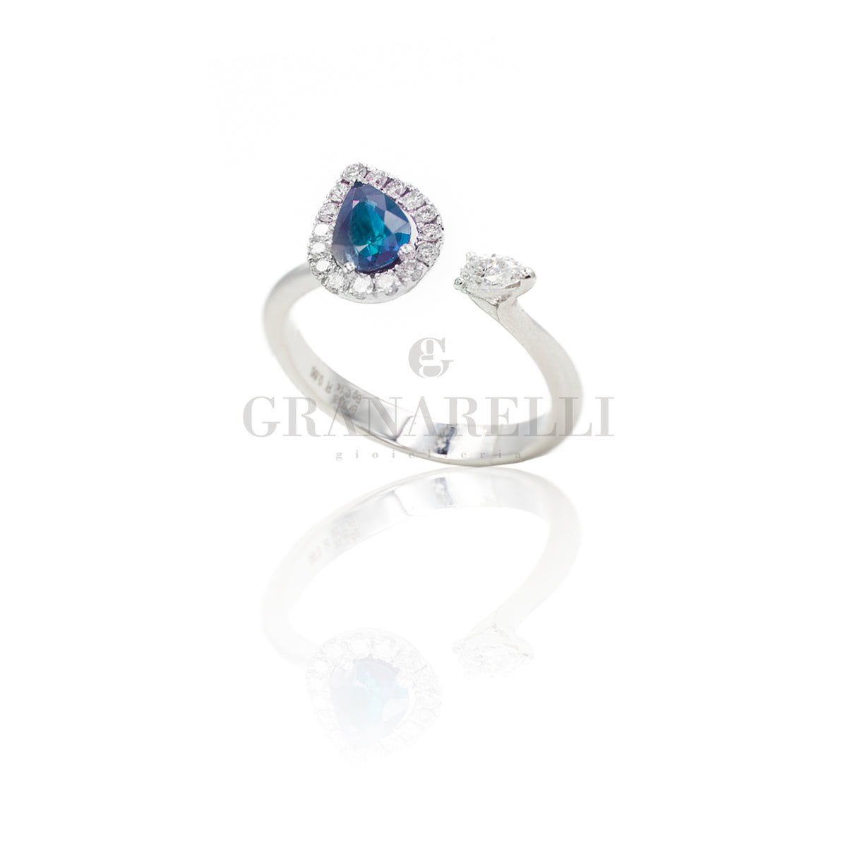 Anello Aperto con Goccia Zaffiro e Diamanti in Oro Bianco