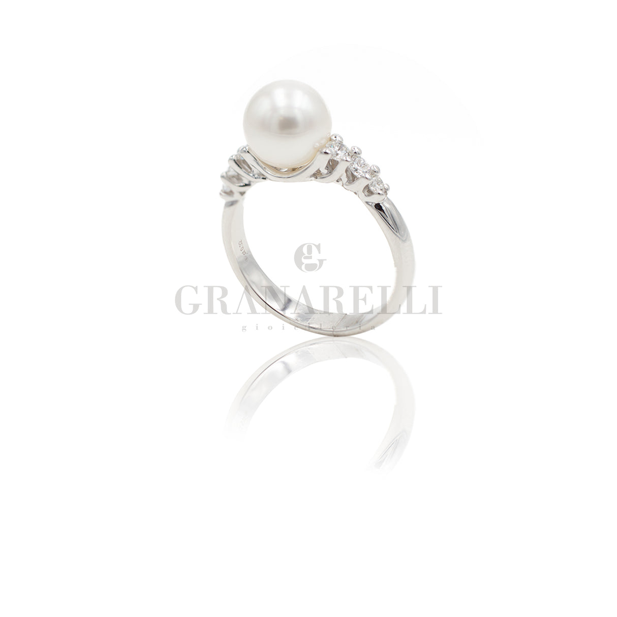 Anello con Perla e Brillanti