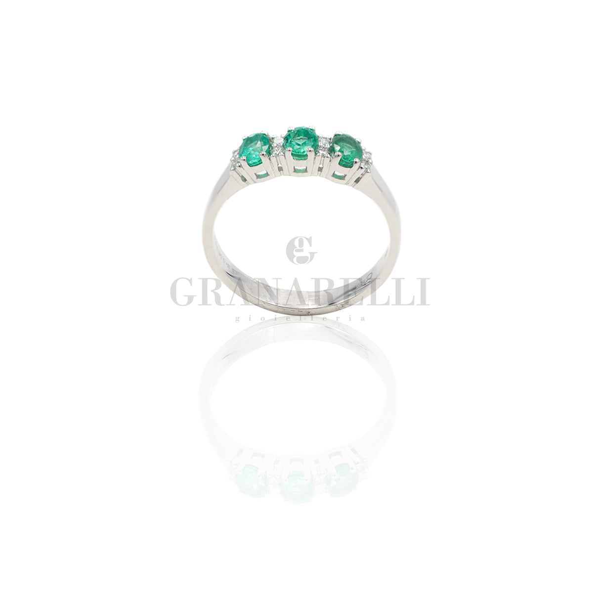 Anello 3 Smeraldi e Diamanti Bianchi