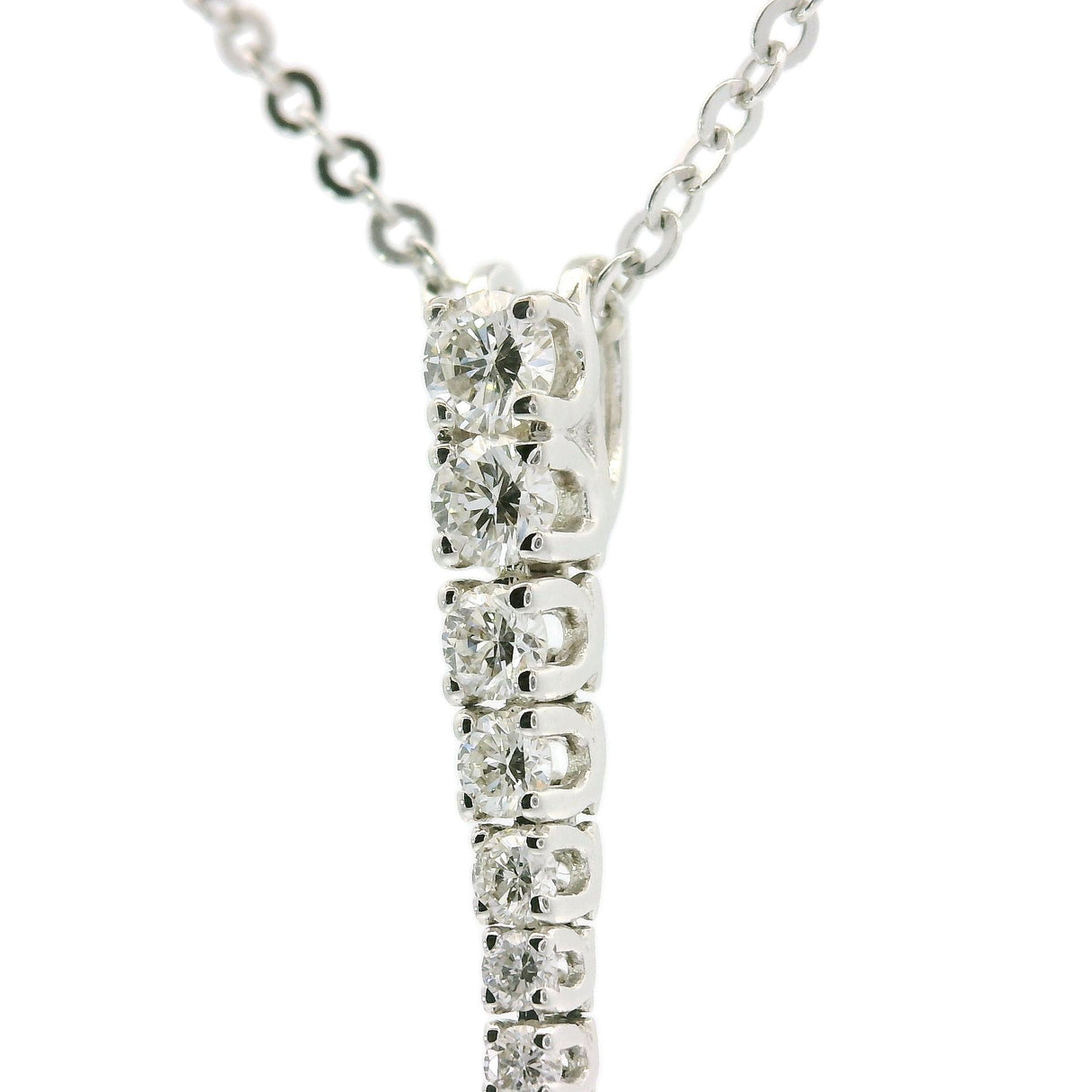 Pendente Scalare Elegance In Oro Bianco e Diamanti