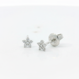 Earrings flower diamond three-quarter view depth