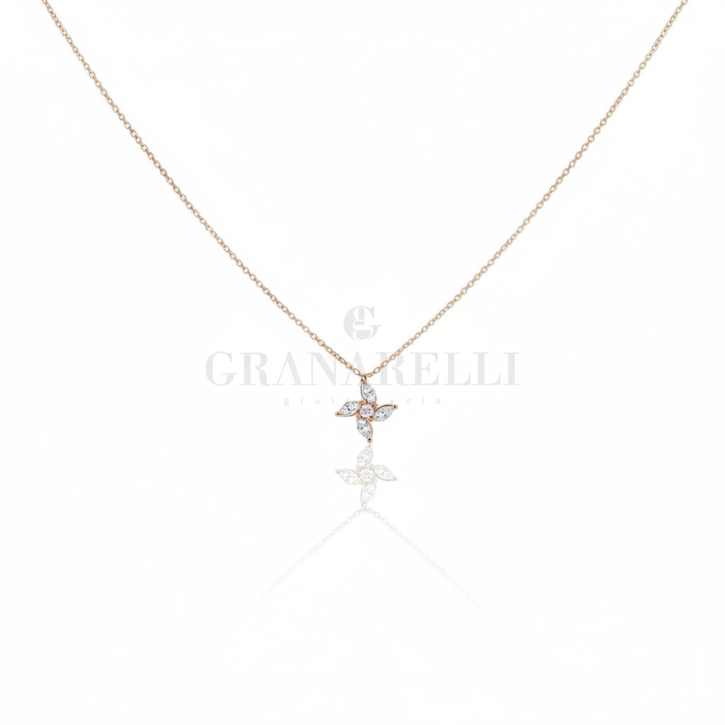 Girocollo mini fiore in oro rosa con watermark GRANARELLI discreto