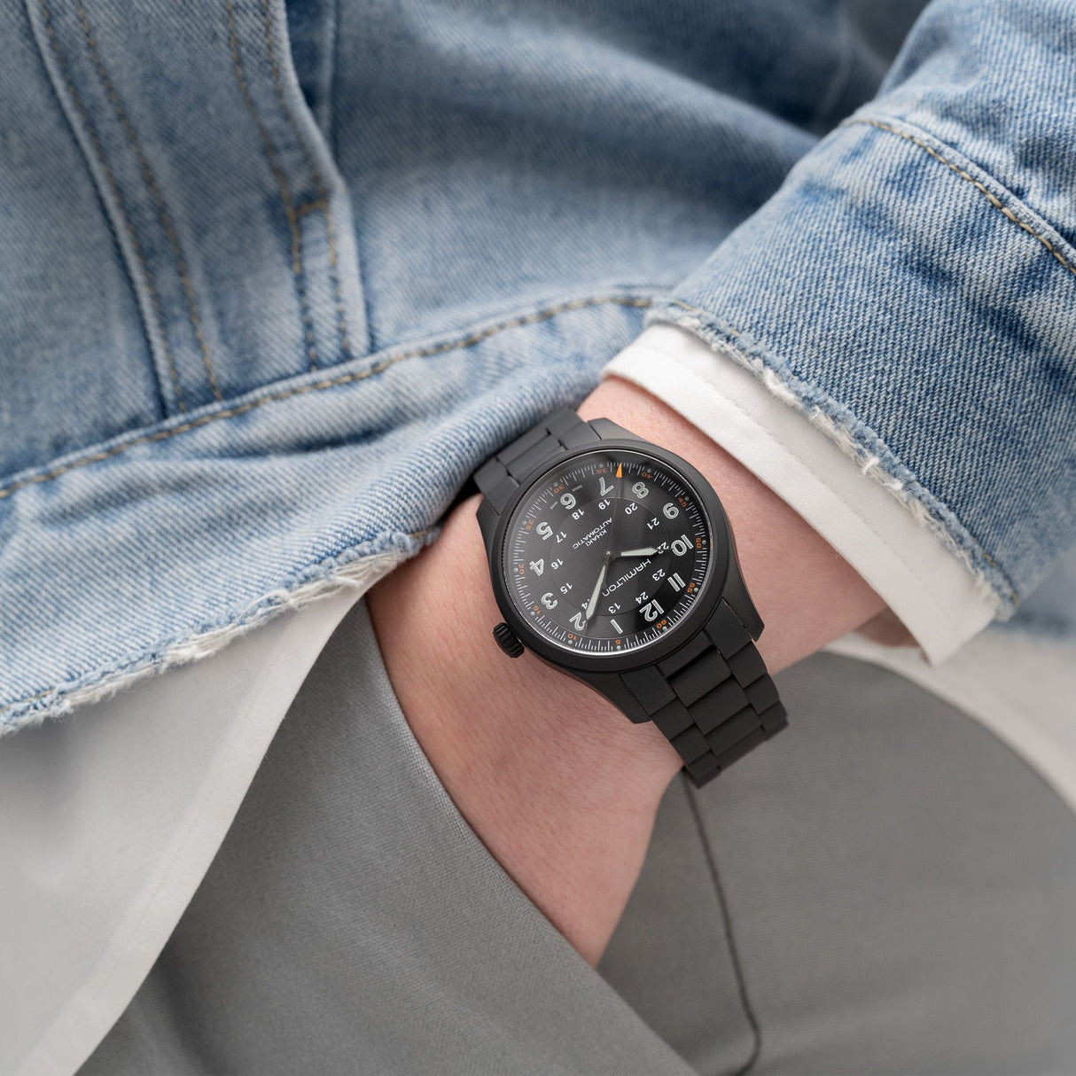 Khaki Field Titanium Automatico Nero-Orologi-HAMILTON-Gioielleria Granarelli