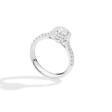 Anello Solitario con contorno di diamanti 0.26