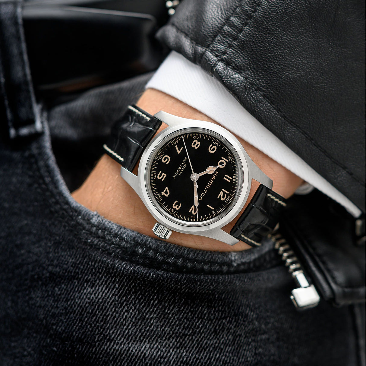 Khaki Field Murph Automatico Nero 42 mm Set doppio cinturino