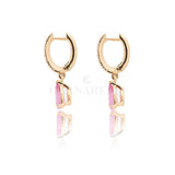 Pendientes de flores de diamantes y zafiros rosados.