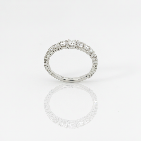Ring diamond eternity band front view clean