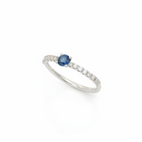 Ring sapphire white gold clean background