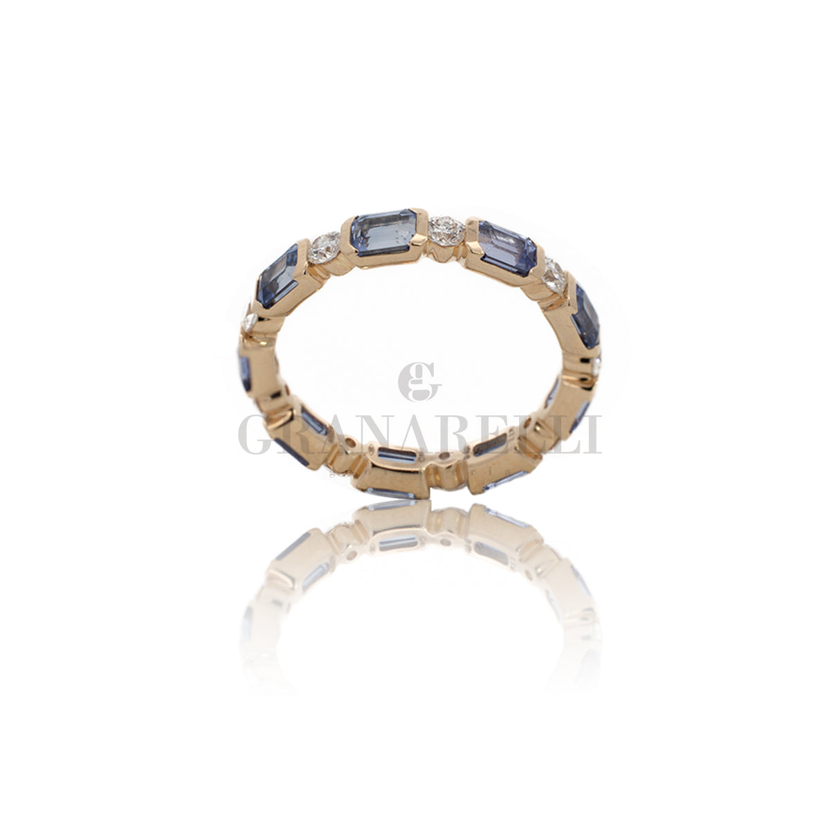 Brillante rosa marrón gaviota alas anillo marrón